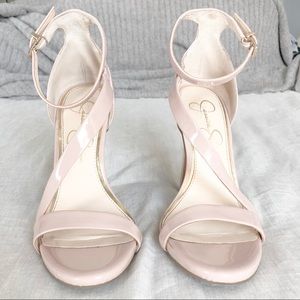 Pale pink nude Jessica Simpson Heel Shoes